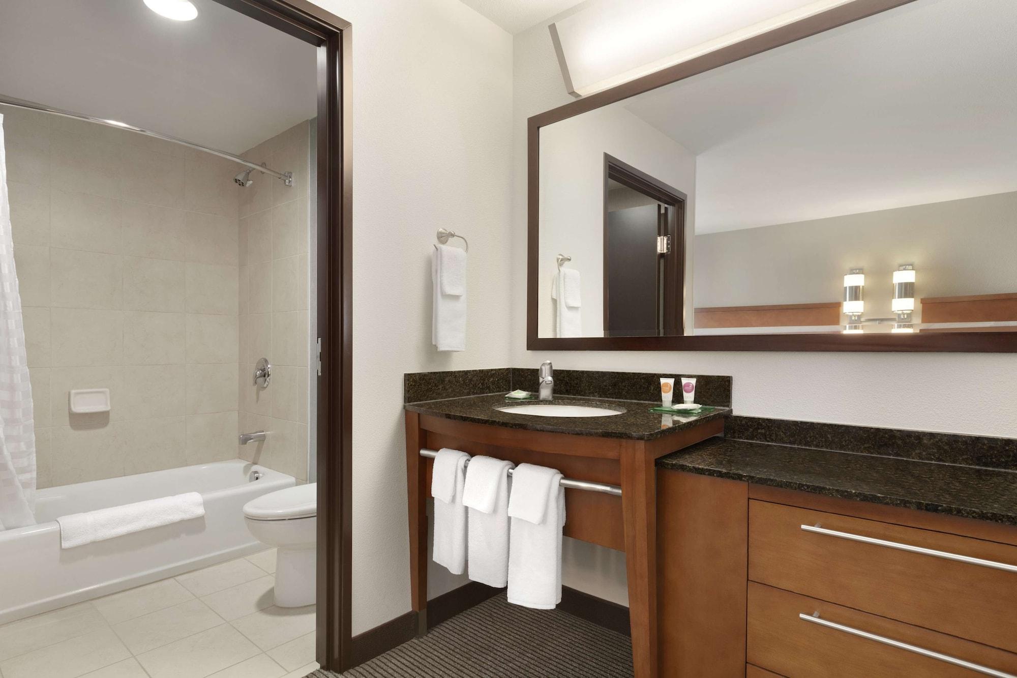 Hyatt Place Portland Airport/Cascade Station Dış mekan fotoğraf